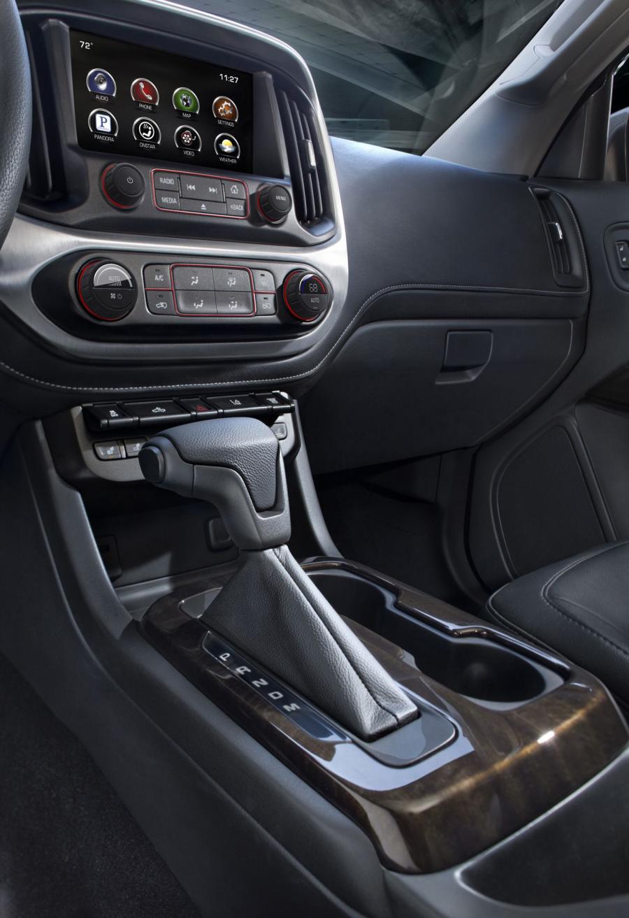  GMC Canyon 2015 года  (фото 2 из 19)